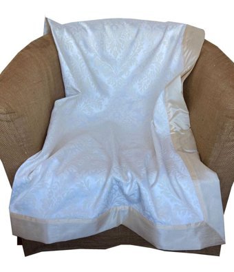 Yastıkminder Pamuklu Polar Süngersiz Çiçek Desenli Ekru Tekli Koltuk Örtüsü 150x150 cm