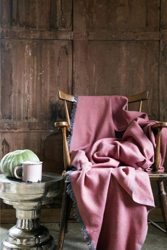 İssimo Home Maia Pamuklu - Polyester Saçaklı Süngersiz Düz Fuşya Tekli Koltuk Örtüsü 170x230 cm