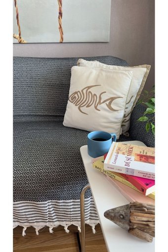 Lapipa Pamuklu Saçaklı Süngersiz Armürlü Siyah Tekli Koltuk Örtüsü 180x315 cm