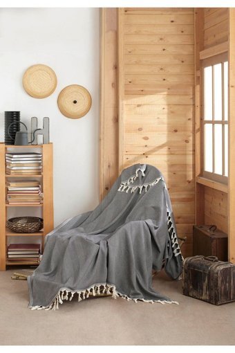 Miracolo Home Pamuklu - Polyester Püsküllü Süngersiz Geometrik Desenli Siyah Tekli Koltuk Örtüsü 120x150 cm