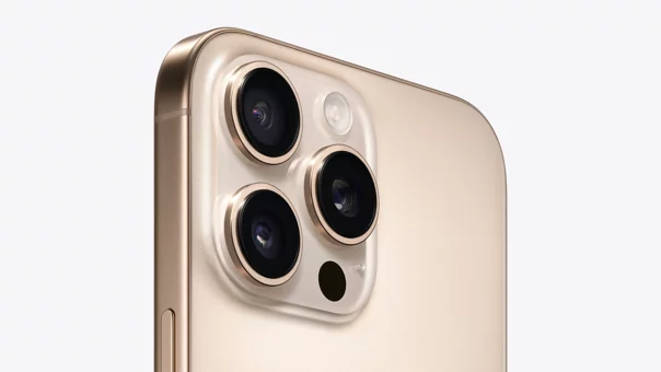 Apple iPhone 16 Pro Max 1 TB Hafıza 8 GB Ram 6.9 inç 48 MP Çift Hatlı OLED Ekran iOS Akıllı Cep Telefonu Çöl Titanyum