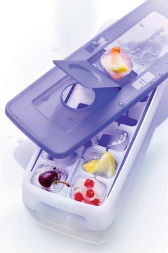 Tupperware Kare Şekilli Plastik Kapaklı Renkli Buz Kalıbı