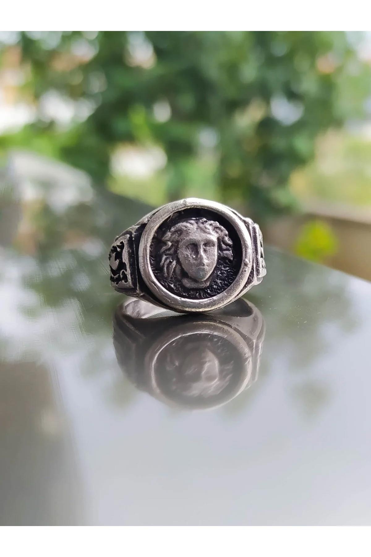 The Collection Ayarlanabilir Medusa Gümüş Yüzük