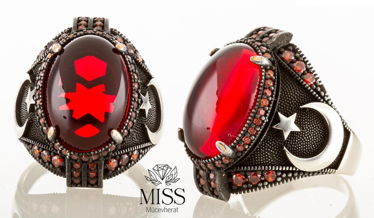 Miss Mücevherat Kırmızı Yakut Taşlı 925 Ayar Ay Yıldız Gümüş Yüzük