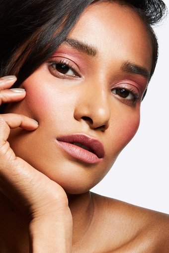 M.A.C Extra Dimension Rosy Cheeks Işıltılı Toz Allık