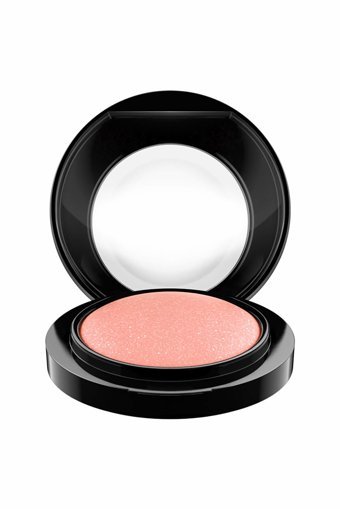M.A.C Mineralize New Romance Işıltılı Mineralli Toz Allık