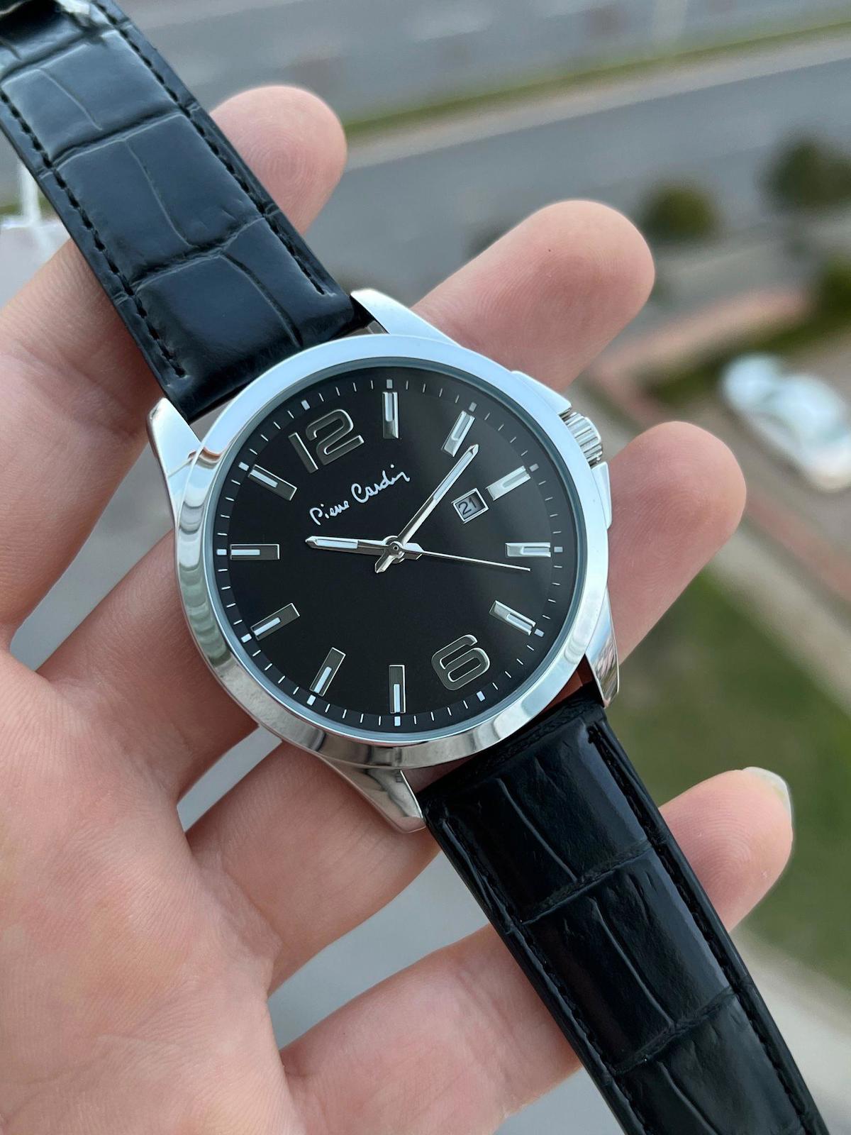 Pierre Cardin EPC800091F103 Takvimli 40 mm Siyah Deri Kordon Analog Erkek Kol Saati