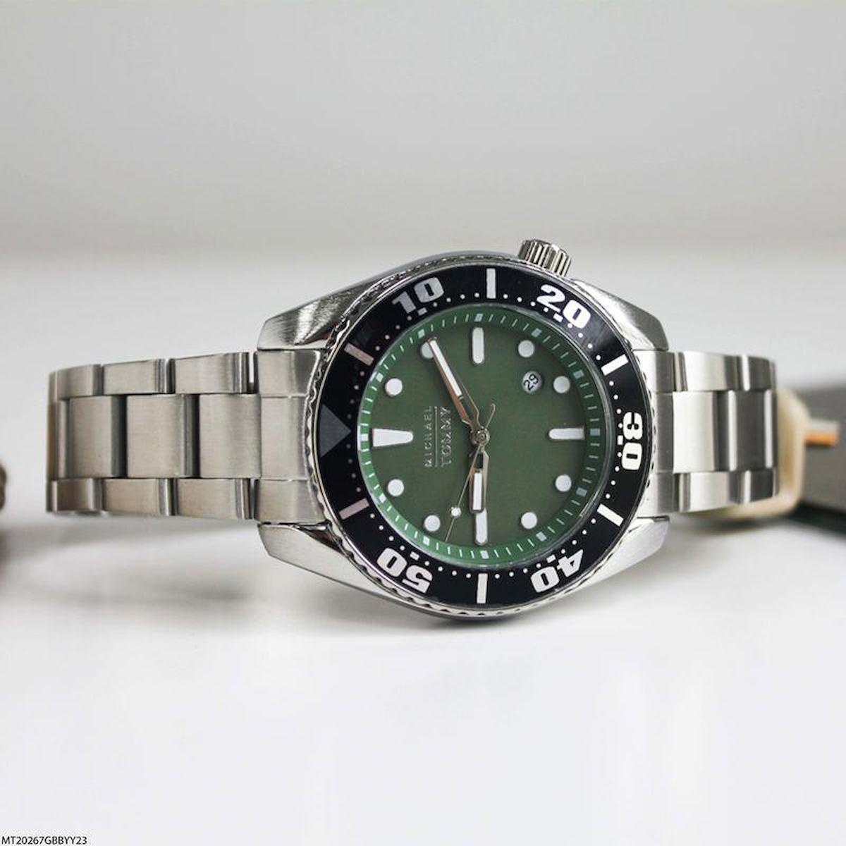 Michael Tommy MT20267GBBYY23 Takvimli 44 mm Çelik Kordon Analog Erkek Kol Saati