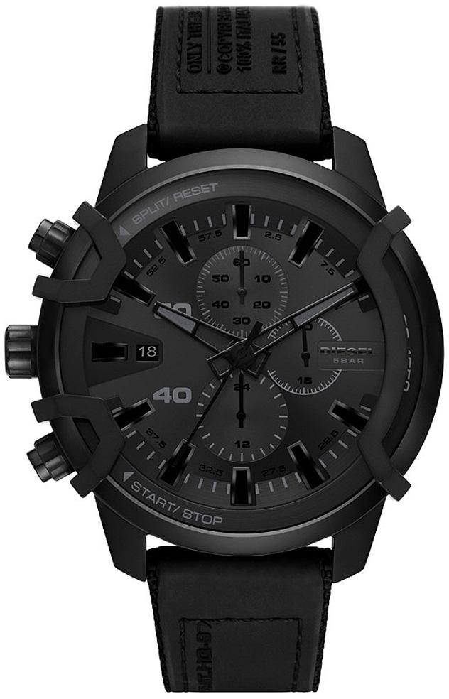 Diesel DZ4556 Takvimli 42 mm Siyah Silikon Kordon Analog Erkek Kol Saati