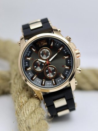Şahmat MAT-211 Takvimli 45 mm Altın-Siyah Silikon Kordon Analog Erkek Kol Saati