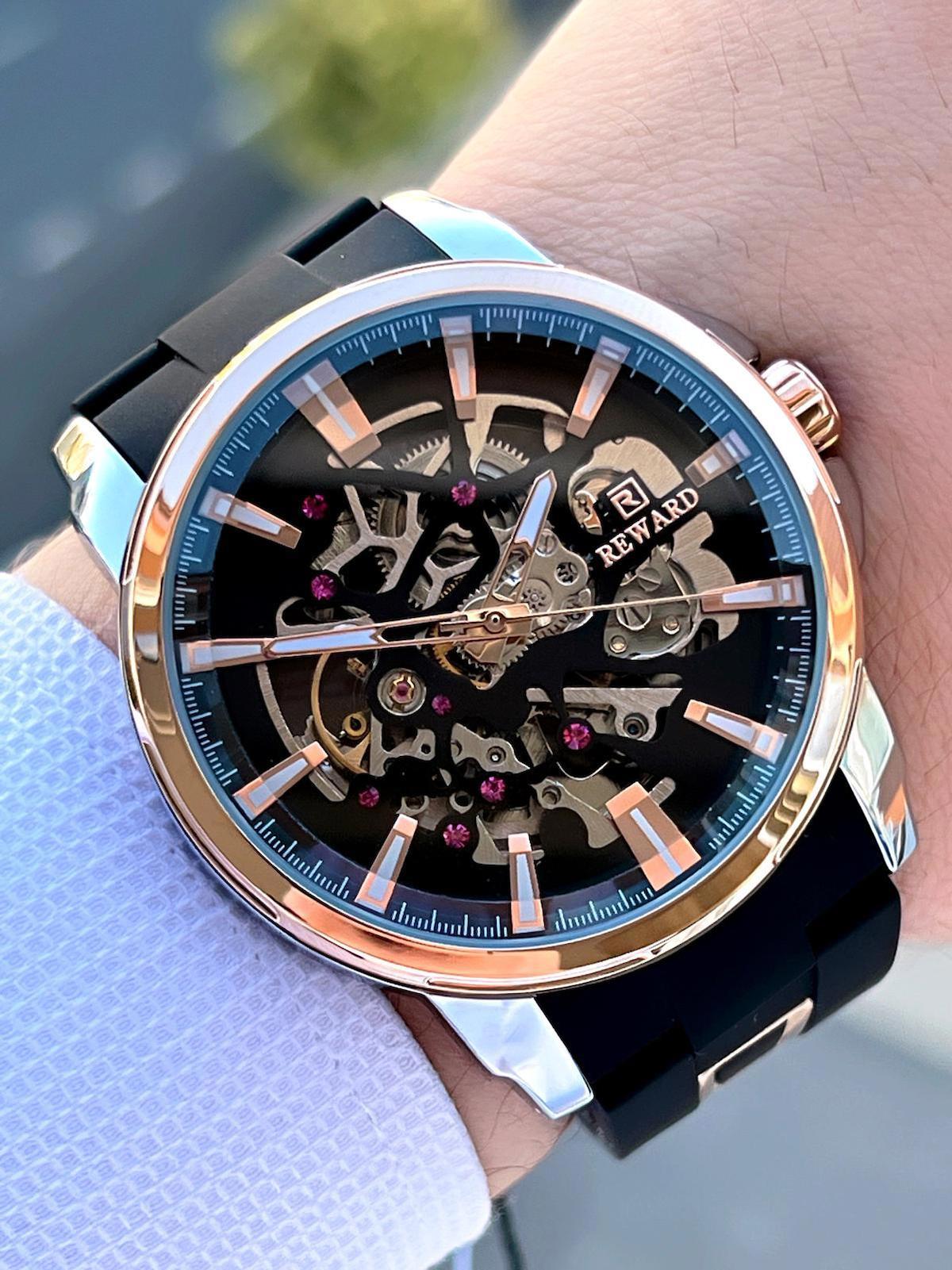 Reward EA.145178 45 mm Siyah Silikon Kordon Analog Erkek Kol Saati