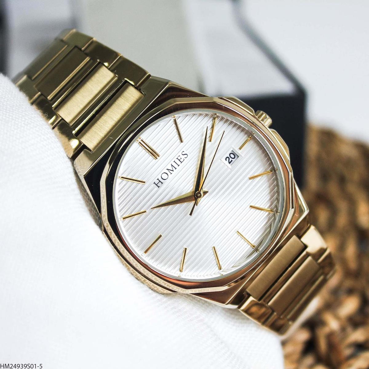 Homies HM24939S01-5 Pusulalı Takvimli 41 mm Altın Çelik Kordon Analog Erkek Kol Saati