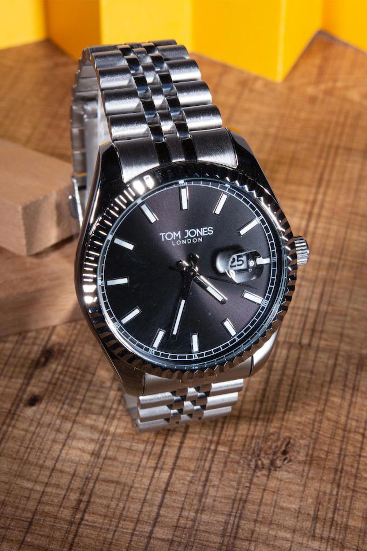 Tom Jones 145035 Takvimli 44 mm Metal Kordon Analog Erkek Kol Saati