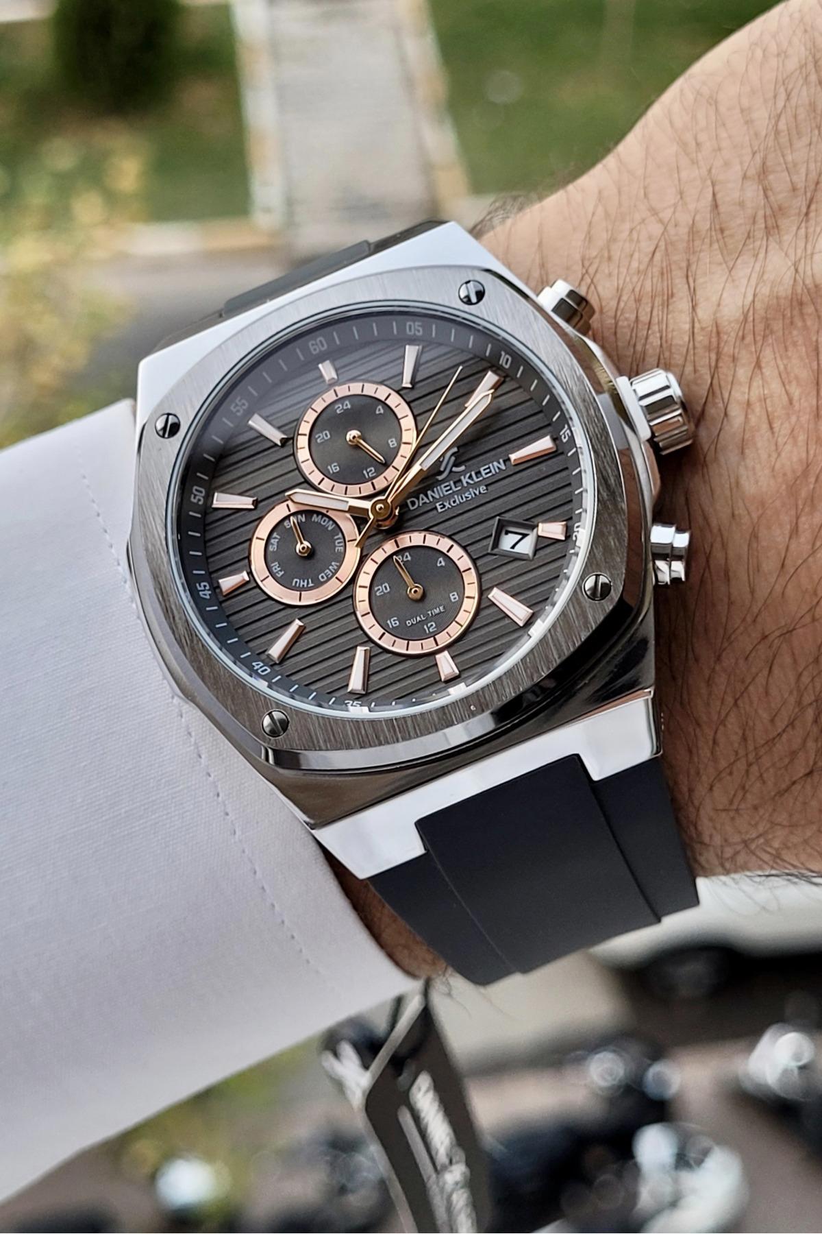 Daniel Klein DKISTE746 Takvimli 42 mm Füme Silikon Kordon Analog Erkek Kol Saati