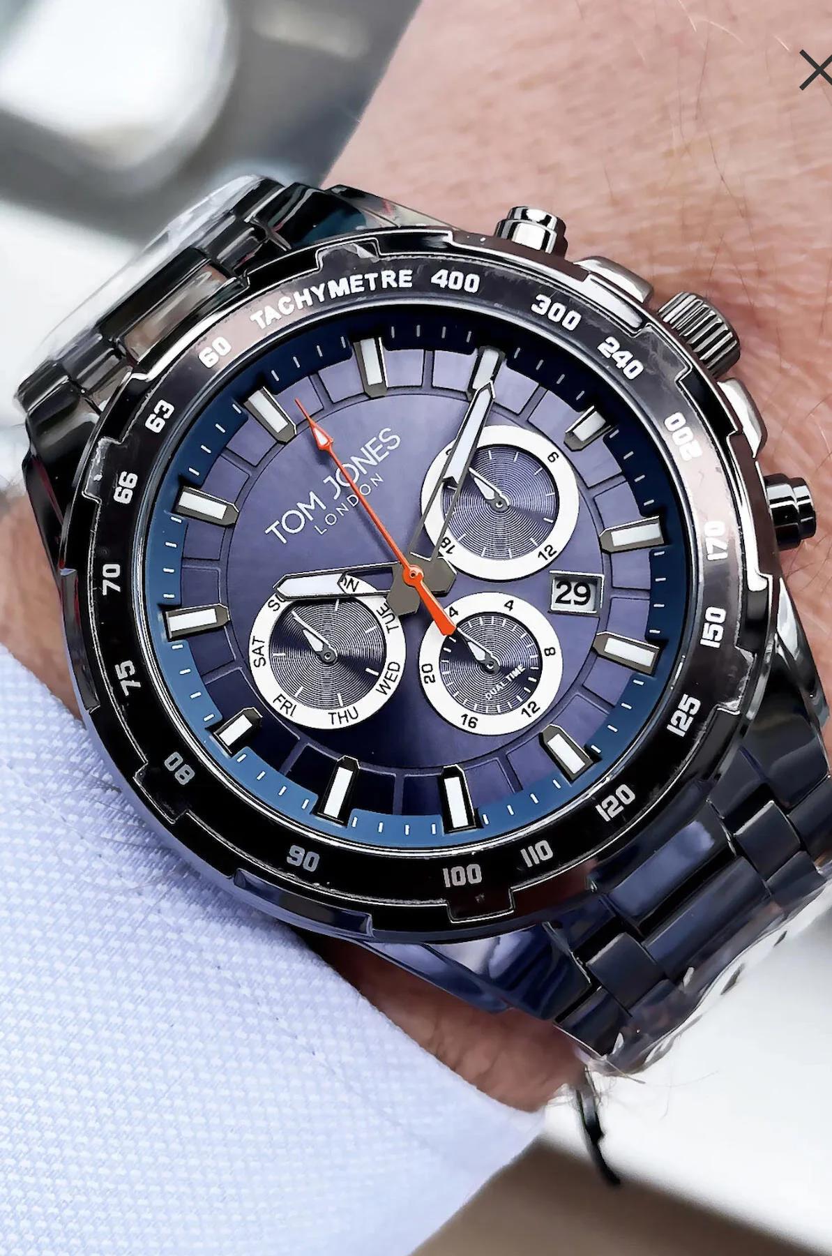 Tom Jones TJ-1-2291-04 Takvimli 44 mm Siyah Çelik Kordon Analog Erkek Kol Saati