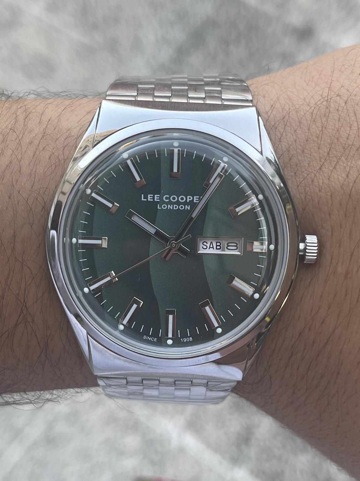 Lee Cooper LCR.LMG.07630.370 Takvimli 45 mm Çelik Kordon Analog Erkek Kol Saati