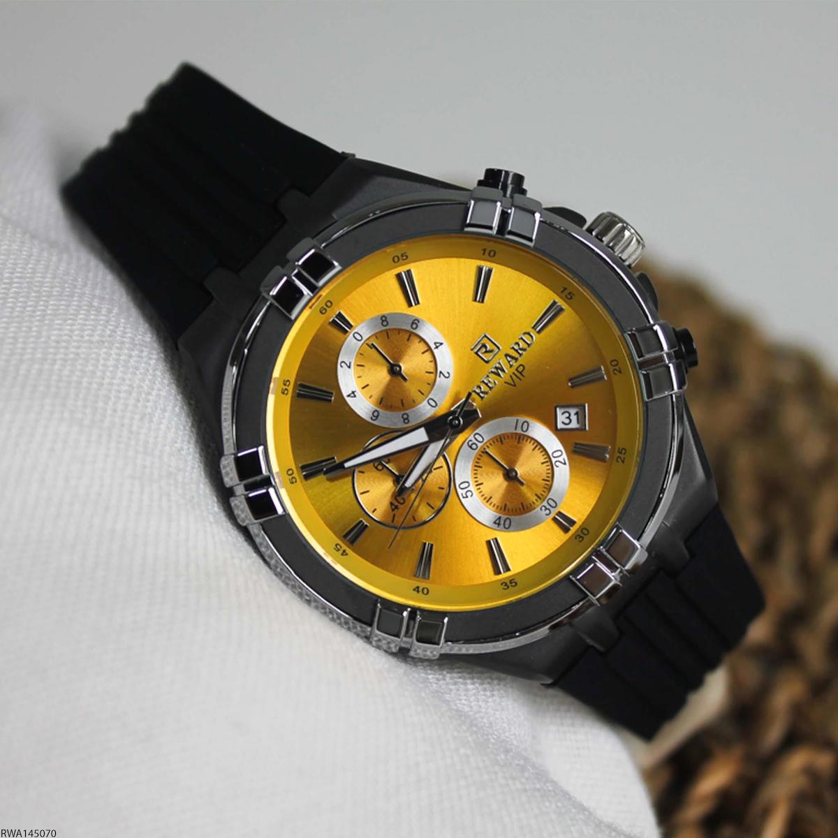Reward RWA145070 Takvimli 45 mm Siyah Silikon Kordon Analog Erkek Kol Saati