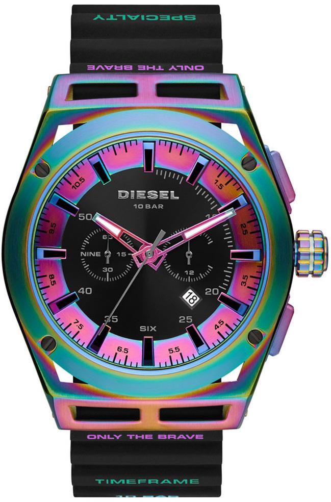 Diesel DZ4547 Takvimli 42 mm Siyah Silikon Kordon Analog Erkek Kol Saati