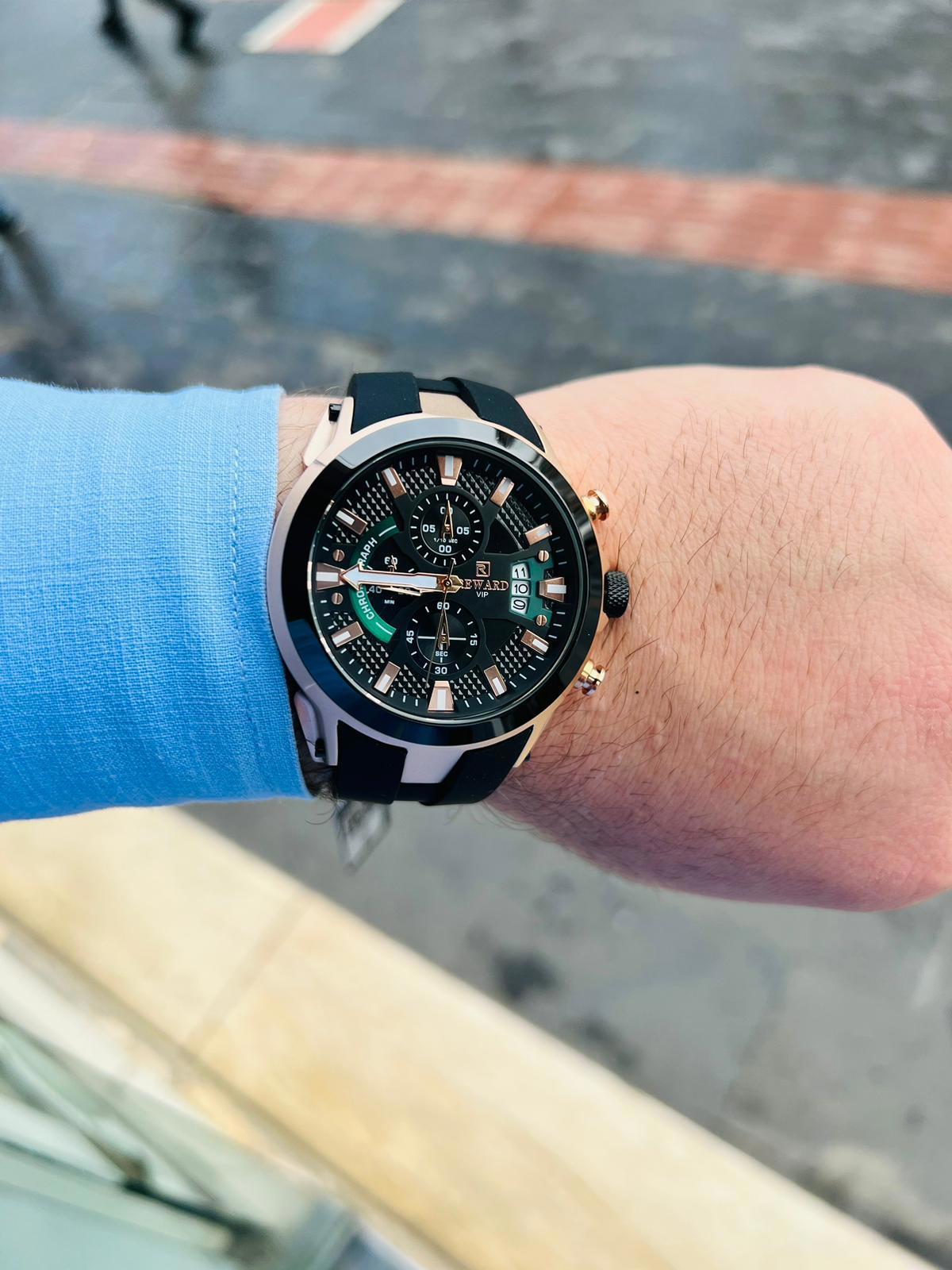 Reward REH597-1 Su Geçirmez Takvimli 44 mm Siyah Silikon Kordon Analog Erkek Kol Saati