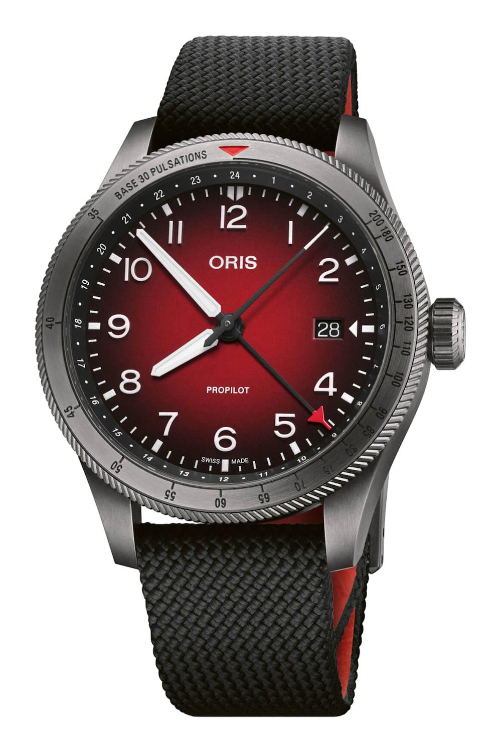 Oris Propilot Takvimli Siyah Kumaş Kordon Analog Kol Saati