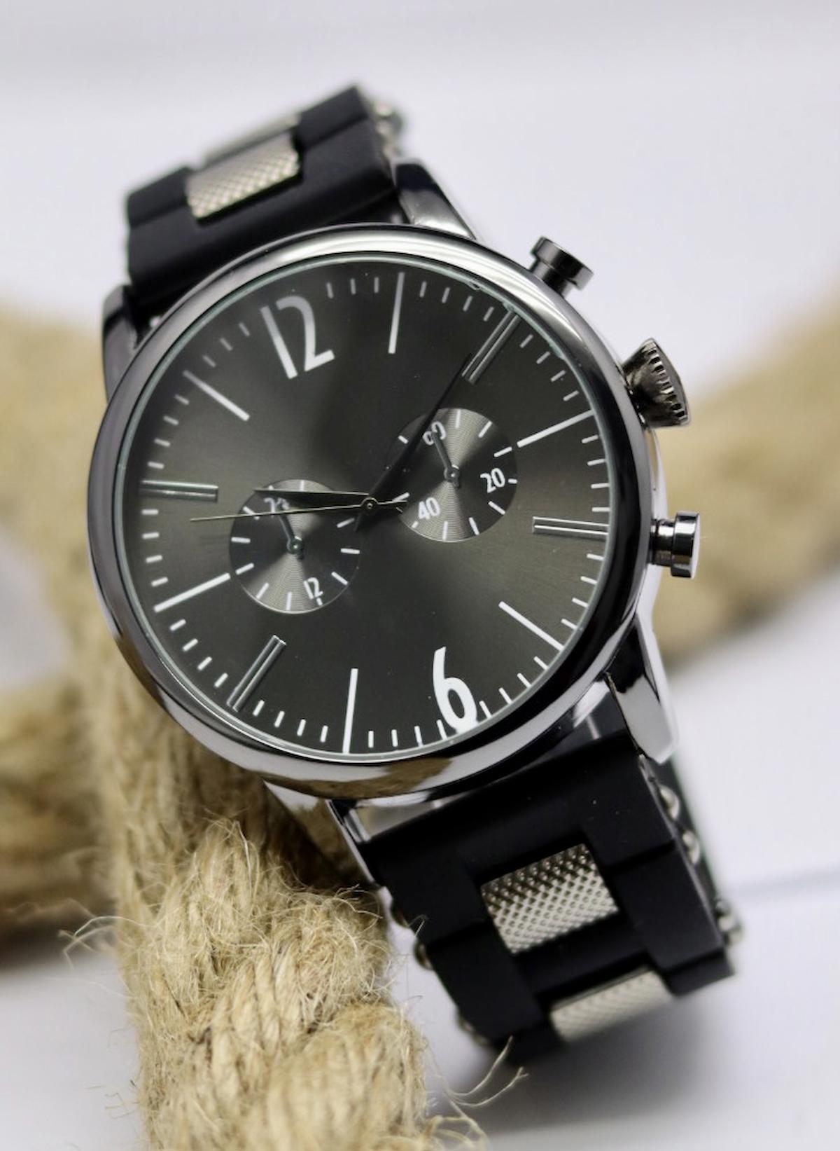 Şahmat MAT-242 Takvimli 44 mm Siyah Silikon Kordon Analog Erkek Kol Saati
