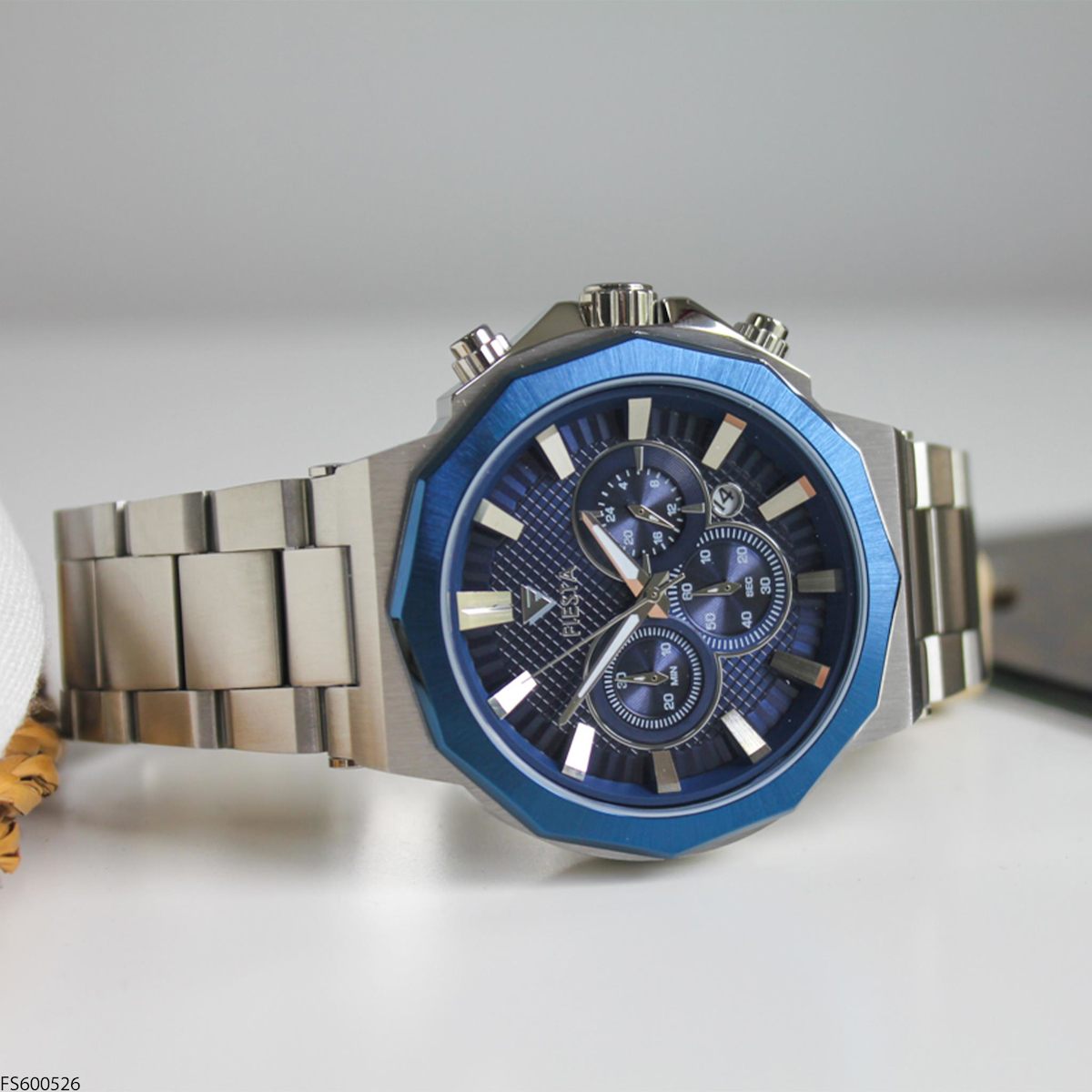 Fiesta FS600526 Takvimli 48 mm Çelik Kordon Analog Erkek Kol Saati