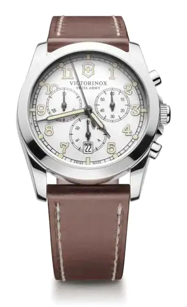 Victorinox Swiss Army 241568 Pusulalı Takvimli 40 mm Kahverengi Deri Kordon Analog Kol Saati