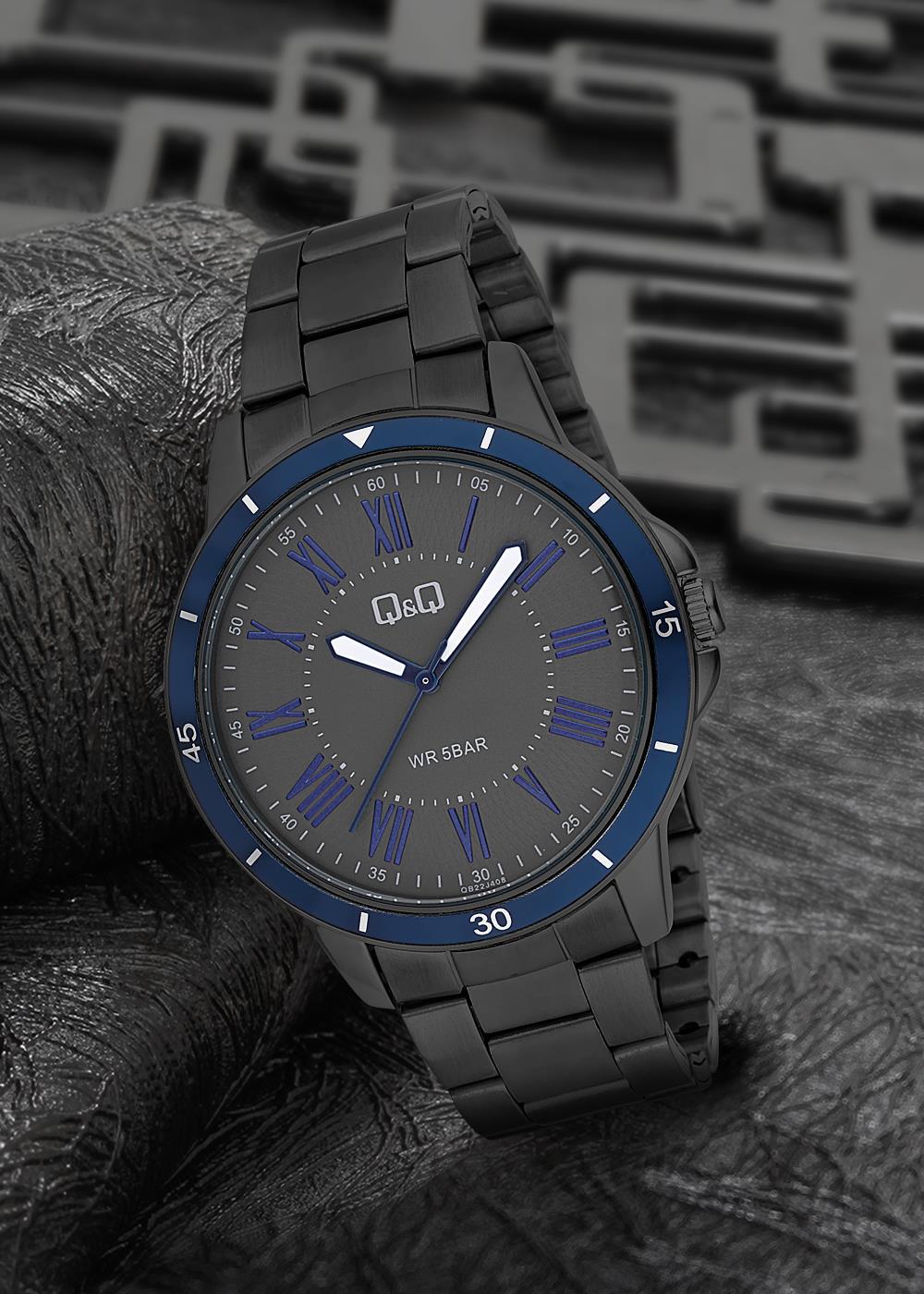 Q&Q G2431 42 mm Siyah Metal Kordon Analog Erkek Kol Saati