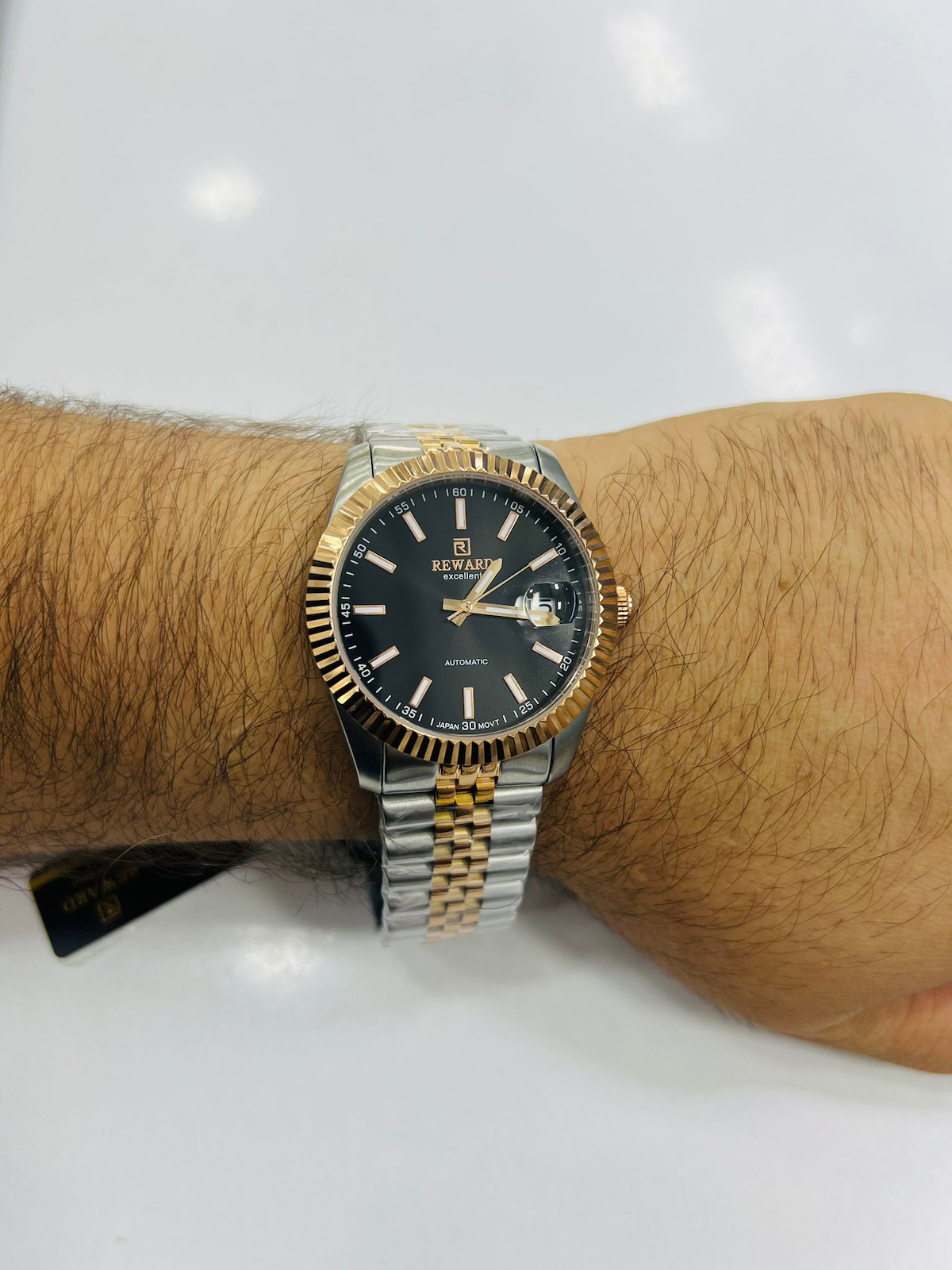 Reward QW87878.4 Takvimli 40 mm Gri-Sarı Çelik Kordon Analog Erkek Kol Saati