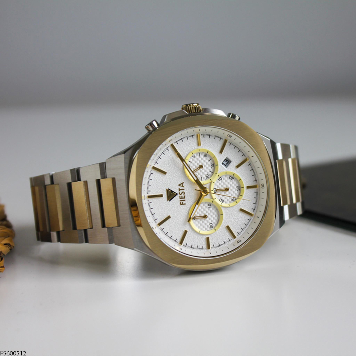 Fiesta FS600512 Takvimli 42 mm Altın-Çelik Kordon Analog Erkek Kol Saati
