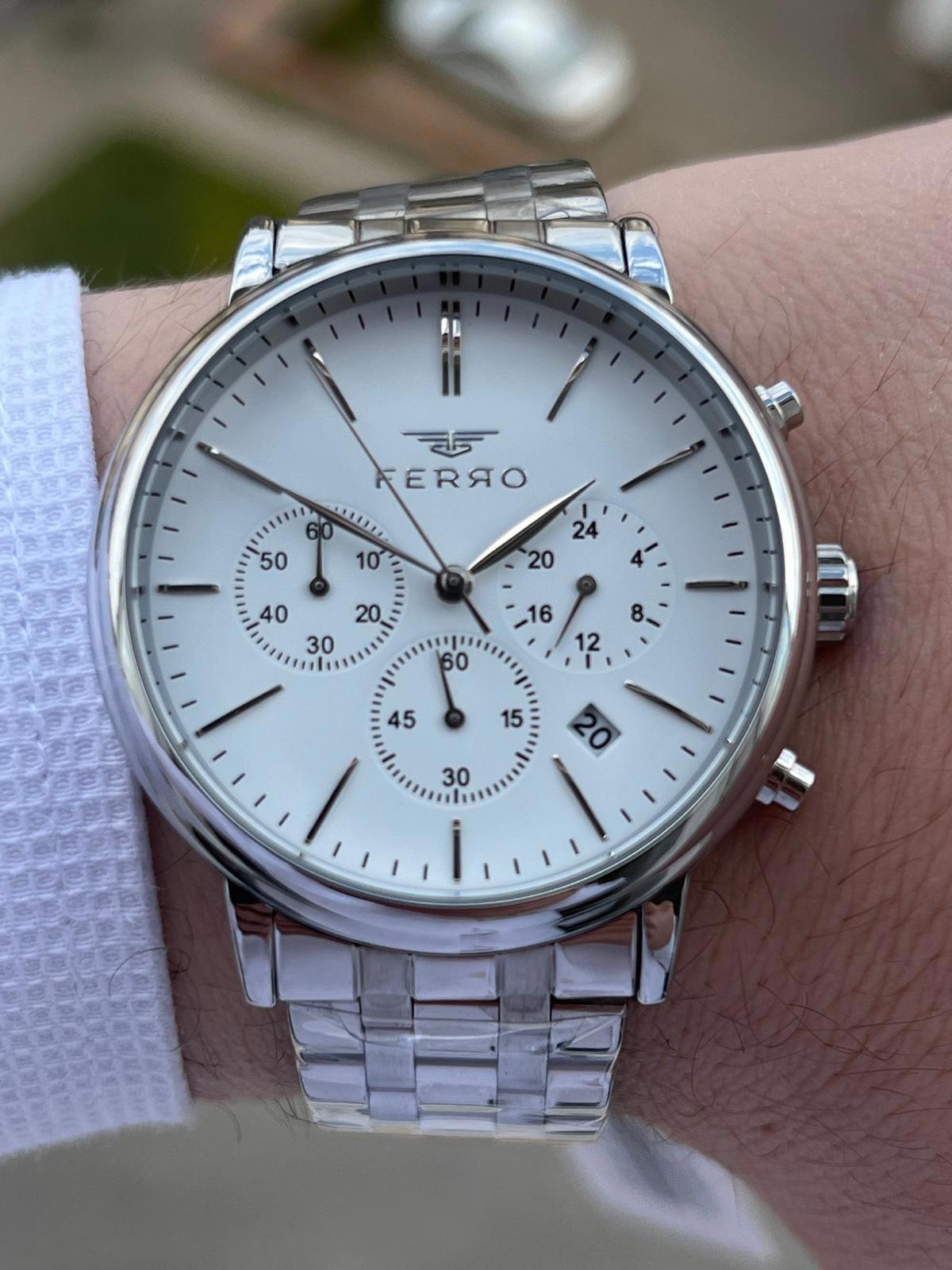 Ferro EFM31137-A223 Su Geçirmez Takvimli 44 mm Çelik Kordon Analog Erkek Kol Saati