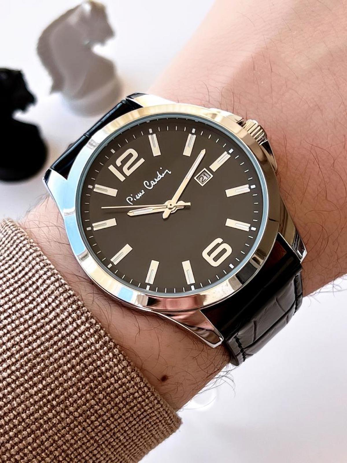 Pierre Cardin 800411F08SY Takvimli 43 mm Siyah Deri Kordon Analog Erkek Kol Saati