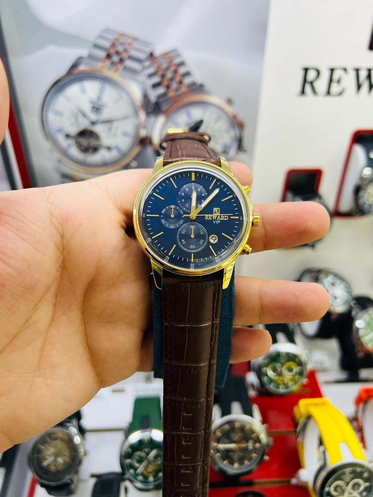 Reward DSD87989.M3 Takvimli 44 mm Kahverengi Deri Kordon Analog Erkek Kol Saati