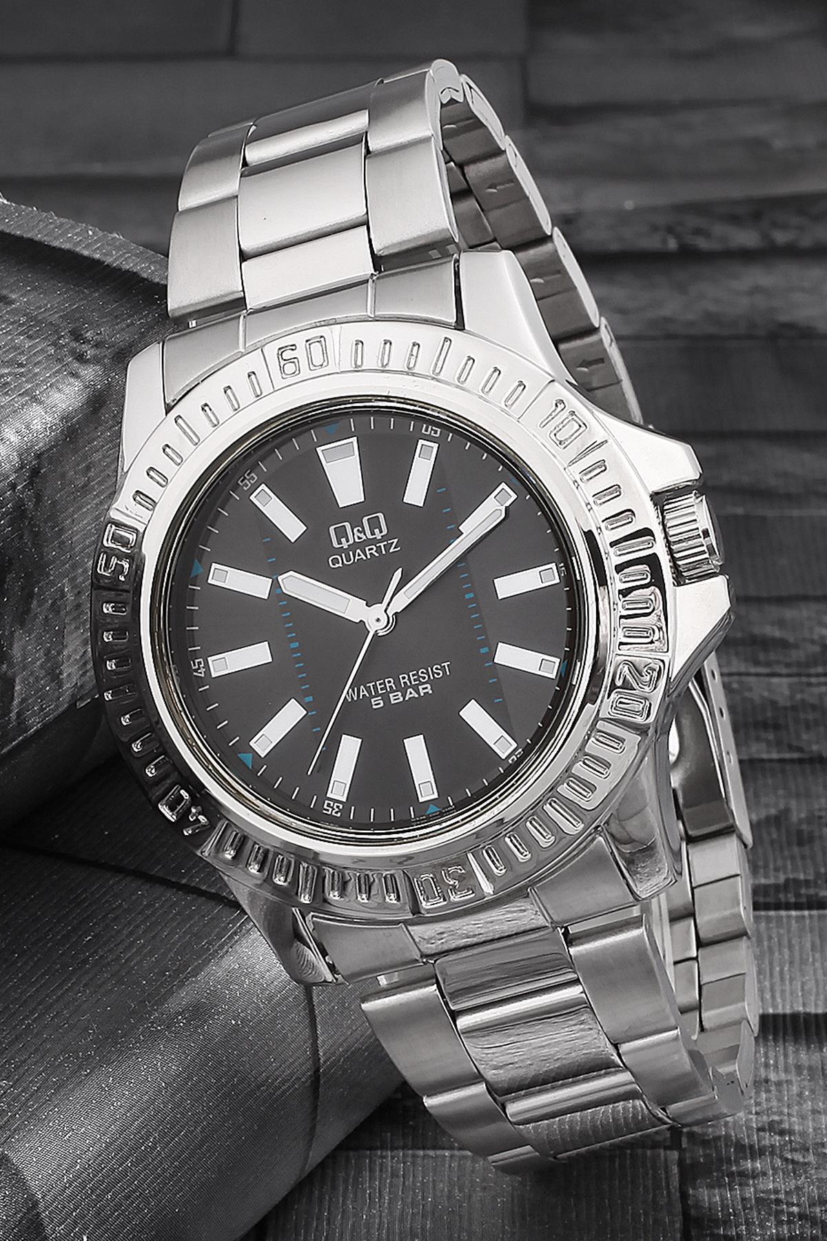 Q&Q 3G403 42 mm Metal Kordon Analog Erkek Kol Saati