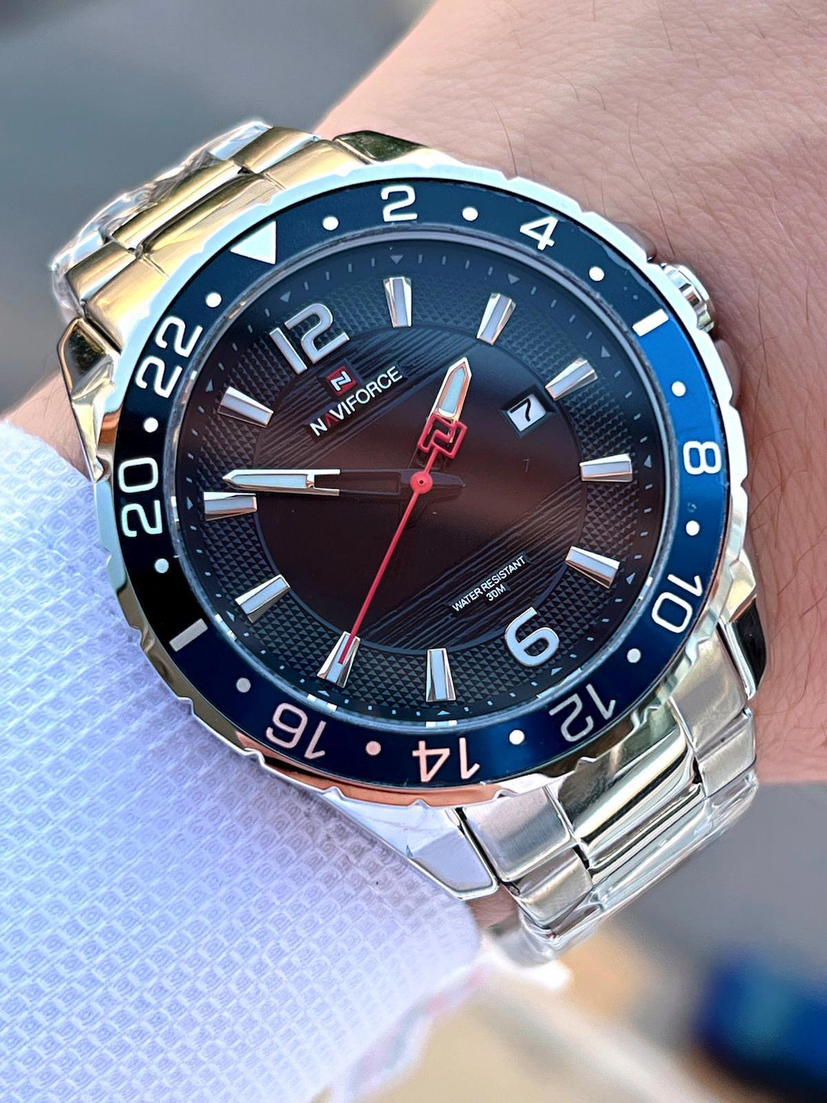 Naviforce ENF9192GS Takvimli Çelik Kordon Analog Erkek Kol Saati