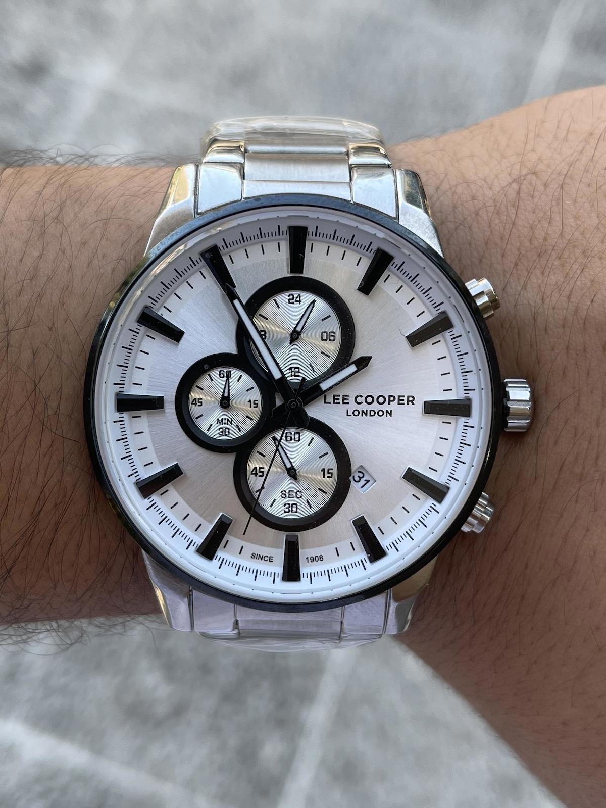 Lee Cooper LCR.LMG.07304.330 Takvimli Çelik Kordon Analog Erkek Kol Saati
