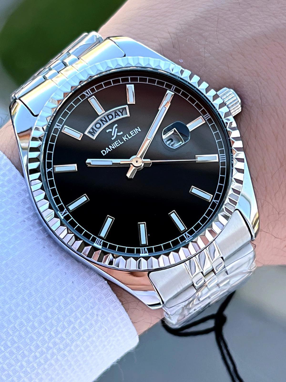 Daniel Klein DKF.1308.01 Takvimli 42 mm Çelik Kordon Analog Erkek Kol Saati