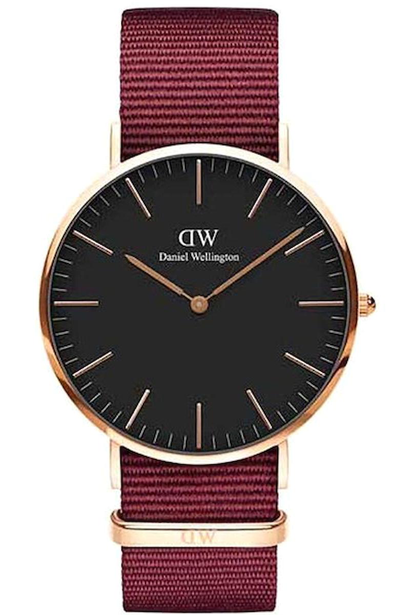 Daniel Wellington DW00100269 Takvimli 40 mm Bordo Kanvas Kordon Analog Erkek Kol Saati