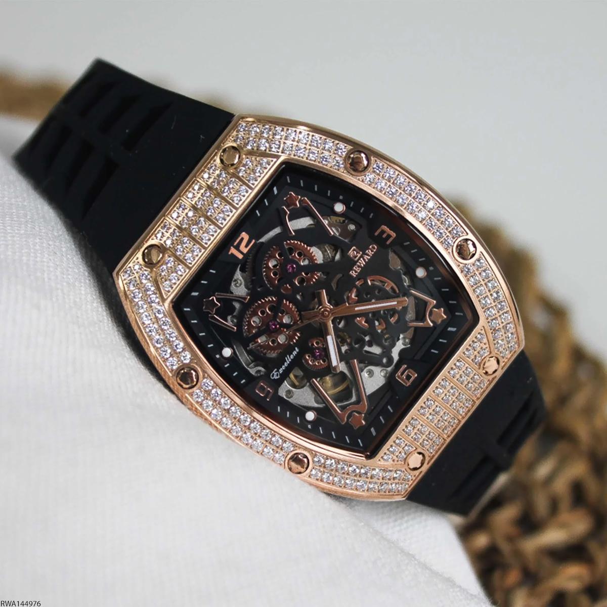 Reward RWA144976 45 mm Siyah Silikon Kordon Analog Erkek Kol Saati