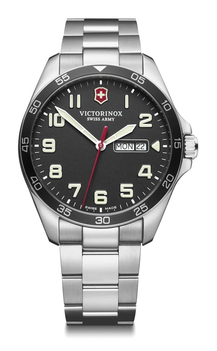 Victorinox Swiss Army 241849 Pusulalı Takvimli 42 mm Çelik Kordon Analog Kol Saati