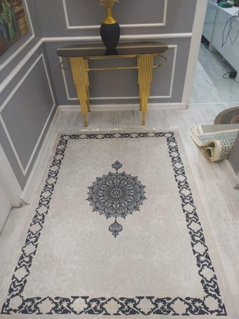 Doruklar Home Collection Krem 0.8 mm Mikropolyester Yıkanabilir İnce Kaymaz Dikdörtgen Makine Dokuma Salon Halısı 200x290 cm
