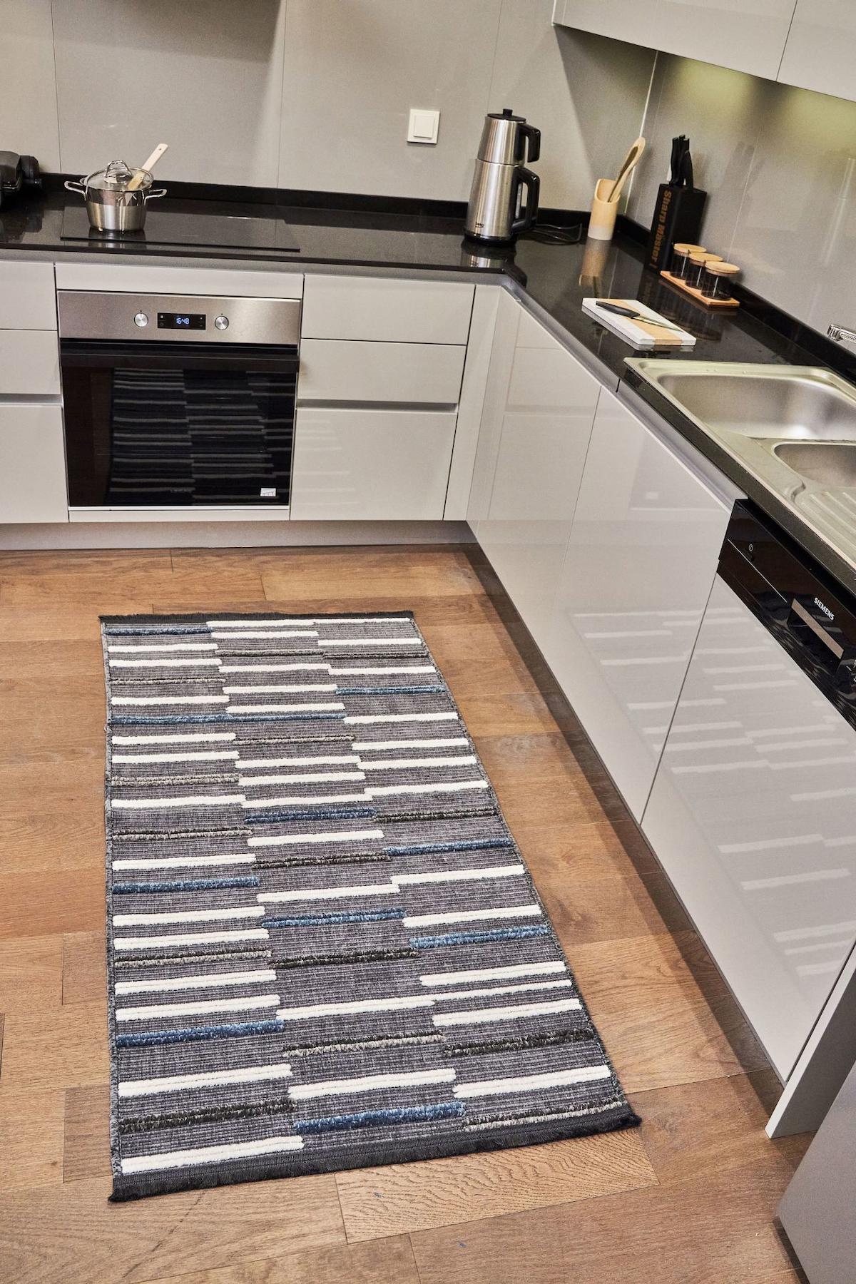 Apex Berta 7951 Krem Viskon Yıkanabilir İnce Kaymaz Jüt Taban Dikdörtgen Makine Dokuma Salon Halısı 80x300 cm