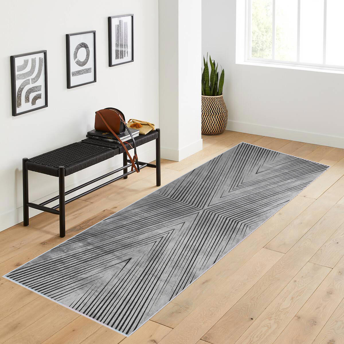 Rovigo Home RVG1763 Gri 8 mm Polyester Leke Tutmaz-Toz Tutmaz Yıkanabilir İnce Kaymaz Dot Taban Dikdörtgen Makine Dokuma Salon Halısı 40x60 cm