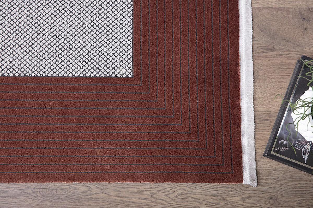 Gümüşsuyu Tierra 12885 Bakır 7 mm Polyester Toz Tutmaz Yıkanabilir İnce Kaymaz Dikdörtgen Makine Dokuma Salon Halısı 160x230 cm