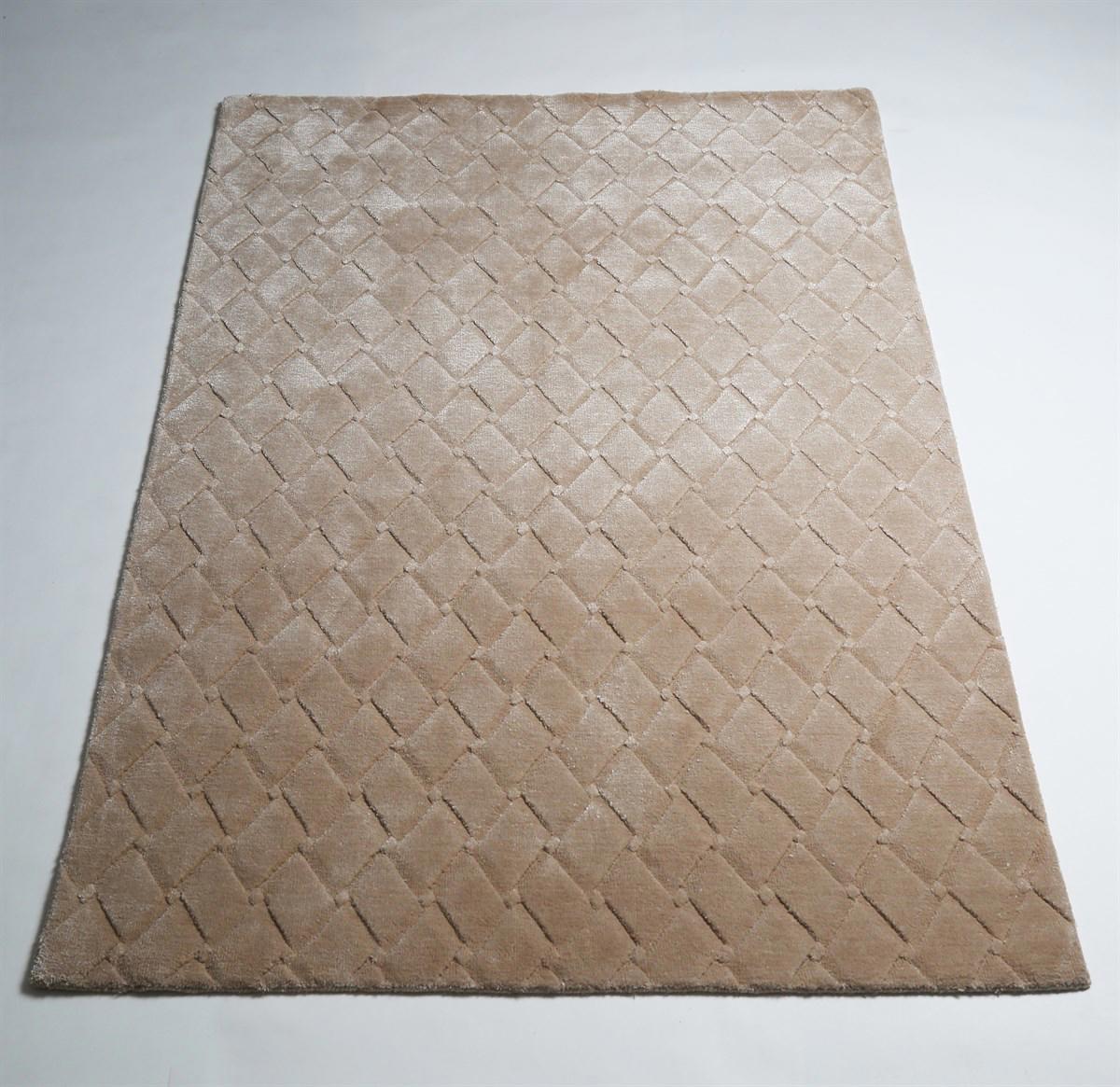 Çam Halı Emboss JR68 Krem 12 mm Yün Silinebilir Yıkanabilir Orta Dikdörtgen El Dokuması Oturma Odası Halısı 100x150 cm