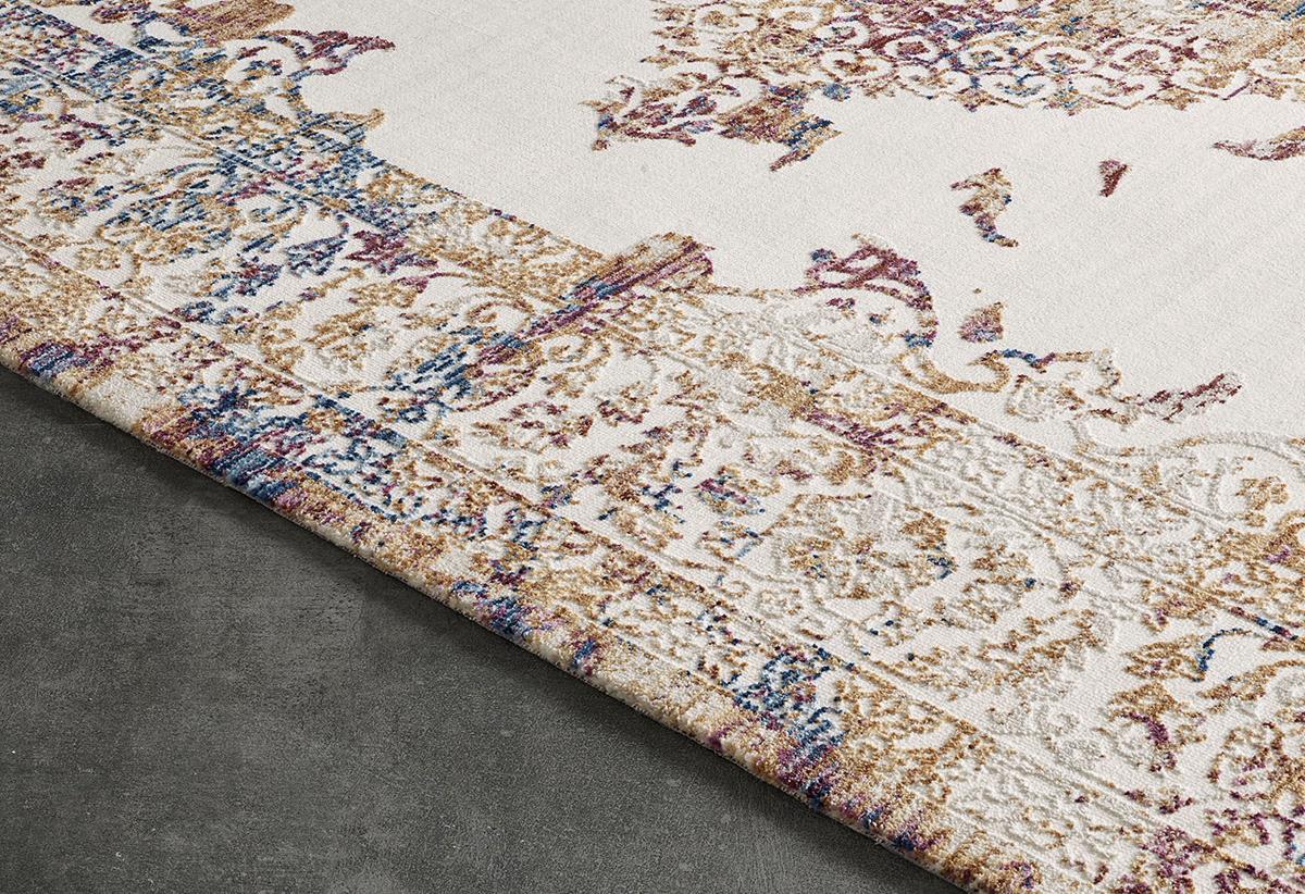 Gümüşsuyu Risus 11284 Krem 5 mm Polyester Antibakteriyel Yıkanabilir İnce Kaymaz Lateks Taban Dikdörtgen Makine Dokuma Salon Halısı 100x200 cm