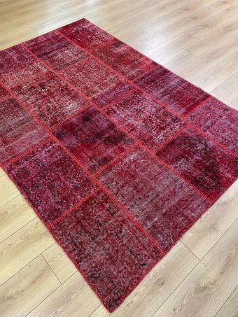Çam Halı 122 Kırmızı Yün Yıkanabilir İnce Dikdörtgen El Dokuması Salon Halısı 80x124 cm