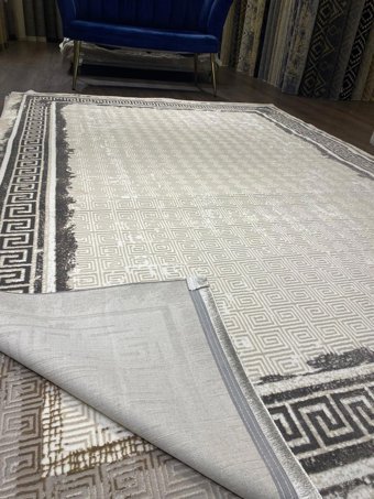İlhanın Halıları Krem 8 mm Viskon Antibakteriyel Yıkanabilir Kalın Kaymaz Lateks Taban Dikdörtgen Makine Dokuma Salon Halısı 80x150 cm