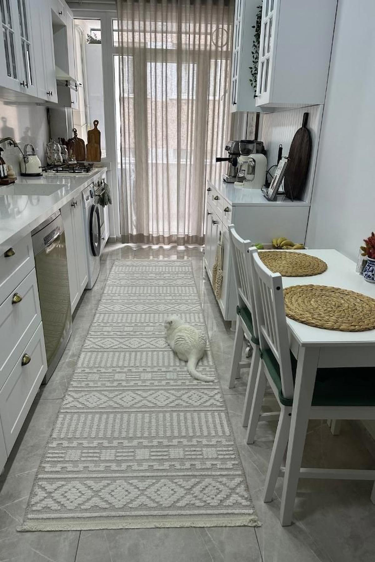 Apex Berta 7911 Krem Viskon Yıkanabilir İnce Kaymaz Jüt Taban Dikdörtgen Makine Dokuma Salon Halısı 140x220 cm