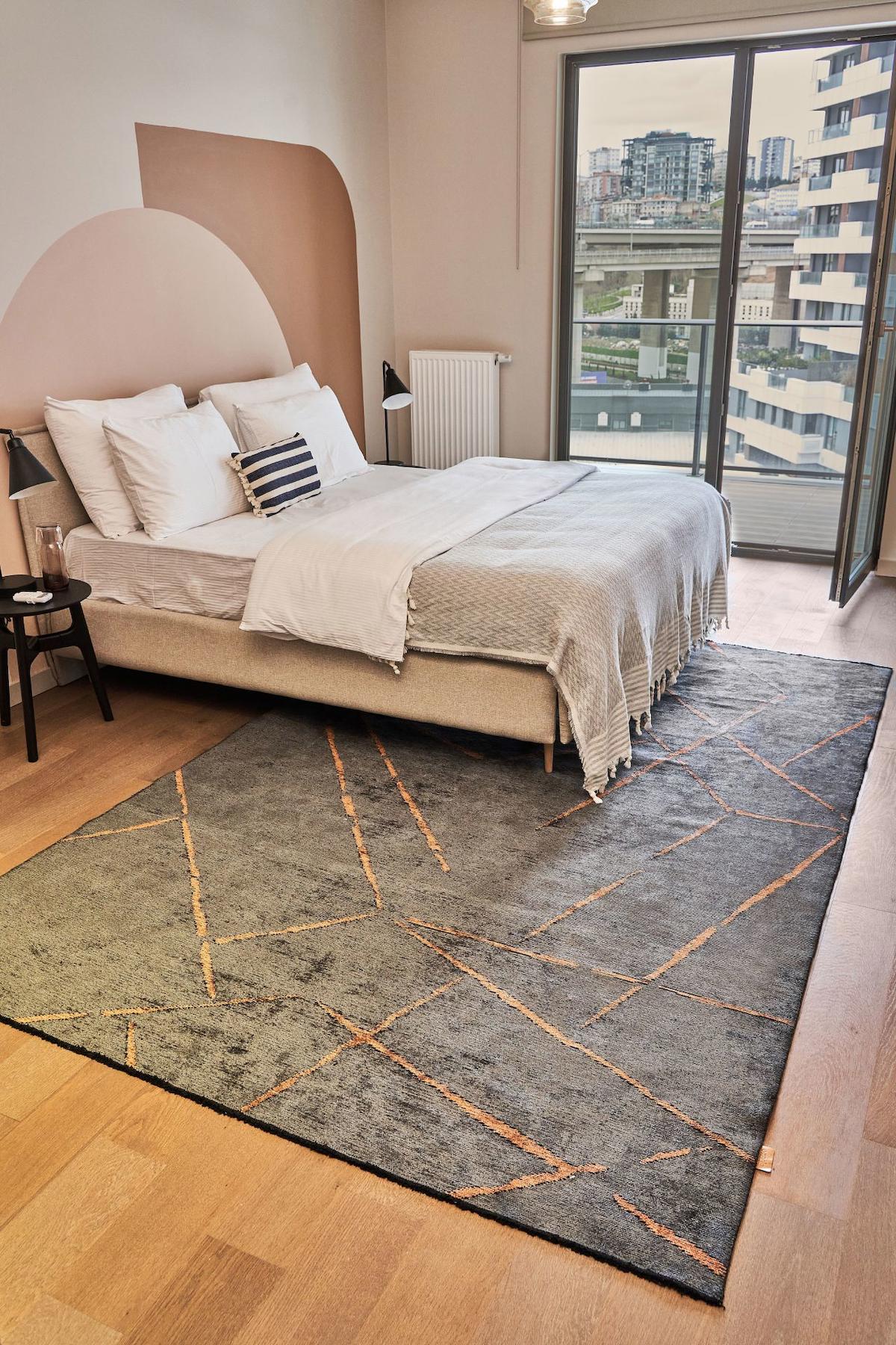 Apex Hare Premium 1311 Krem Pamuk Yıkanabilir İnce Kaymaz Jüt Taban Dikdörtgen Makine Dokuma Salon Halısı 160x230 cm